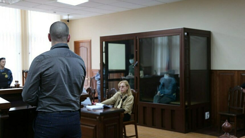 Мужчина даёт показания  | Фото: Калининградский областной суд