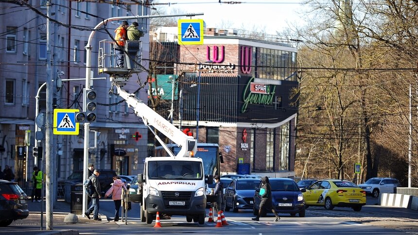 Советский, Невского, Октябрьская и другие: где в Калининграде установят новые светофоры - Новости Калининграда | Фото: Александр Подгорчук / Архив «Клопс»