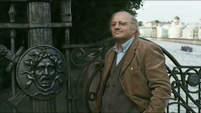 «Жизнь моя, кинематограф»: 6 фильмов о великих поэтах России и зарубежья - Новости Калининграда | Кадр из фильма «Полторы комнаты, или Сентиментальное путешествие на родину»