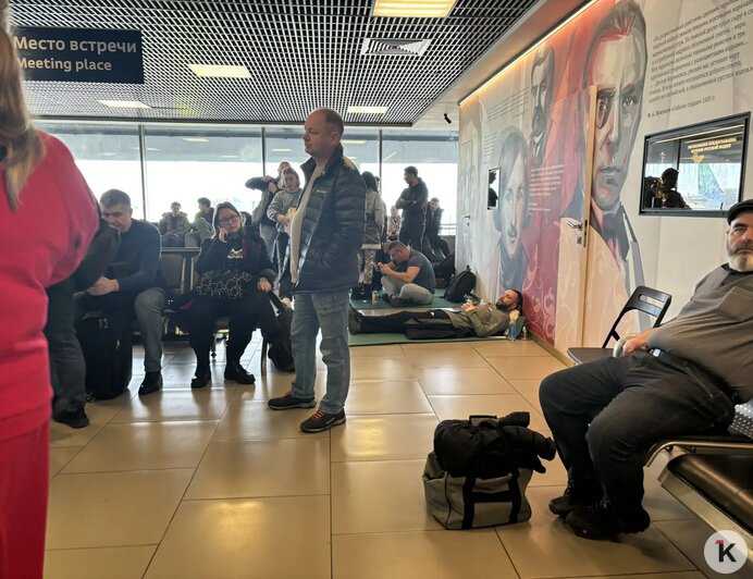 Ждали гостиницу до утра: как провели ночь в Пулково пассажиры задержанного рейса в Калининград (фото, видео)   - Новости Калининграда | Фото: Кристина П.