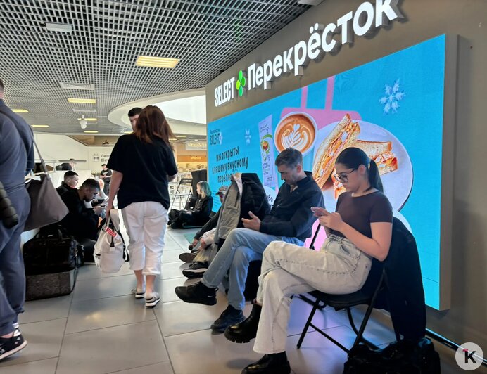 Ждали гостиницу до утра: как провели ночь в Пулково пассажиры задержанного рейса в Калининград (фото, видео)   - Новости Калининграда | Фото: Кристина П.