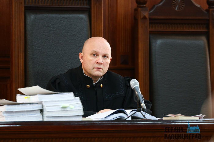 Ведёт рассмотрение громкого уголовного дела председатель Калининградского областного суда Евгений Быков. | Фото: архив «СК»
