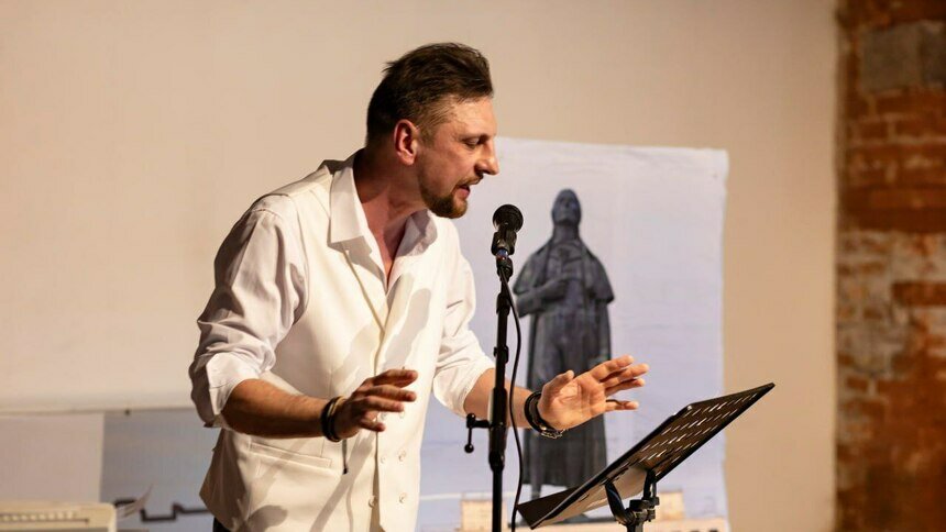 Концерт в единственном экземпляре: калининградский автор Александр Дубровский представит поэтический стендап (фото) - Новости Калининграда | Фото: Александр Матвеев