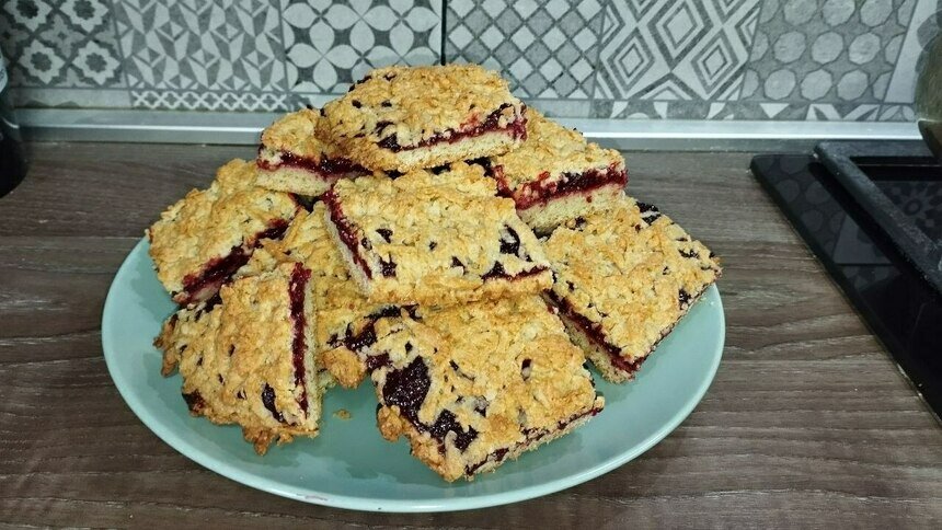 Тёртый пирог с вишней: идеальный рецепт хрустящей сказки с кислинкой - Новости Калининграда | Фото: «Клопс»