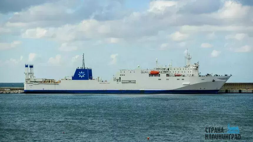 Все больше грузов к нам идет часть пути по железной дороге, а потом по морю | Фото: архив "СК"