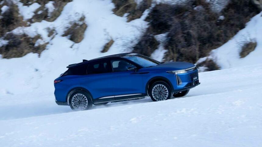 Подъём на 2000 метров: EXEED RX PHEV выдержал экстремальное испытание - Новости Калининграда