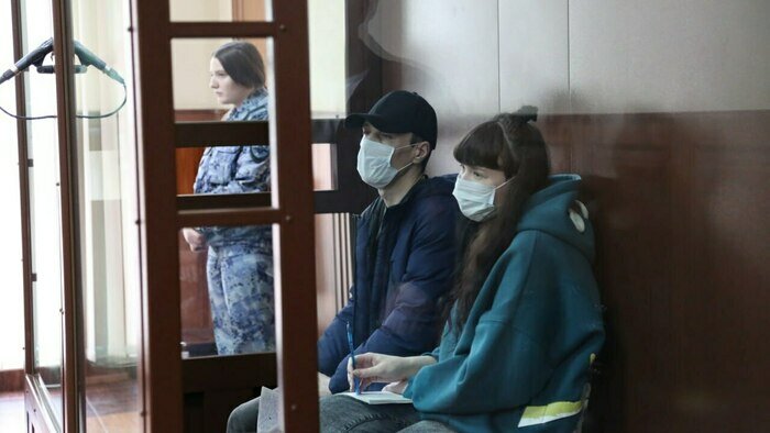 Сергей и Анастасия на слушании дела  | Фото: Калининградский областной суд