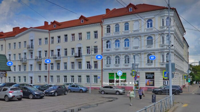 В Калининграде признали памятником «двуликий» дом на пересечении Фрунзе и Грига - Новости Калининграда | Скриншот сервиса  «Яндекс Карты»
