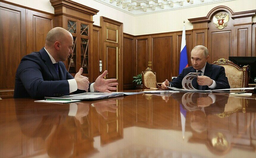 Президент России встретился в Кремле в губернатором Калининградской области. | Фото: пресс-служба Кремля