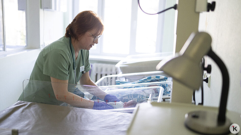 «Инструкции к ребёнку нет»: калининградский неонатолог — о первых минутах жизни и мифах о младенчестве (фото)   - Новости Калининграда | Фото: Александр Подгорчук / «Клопс»