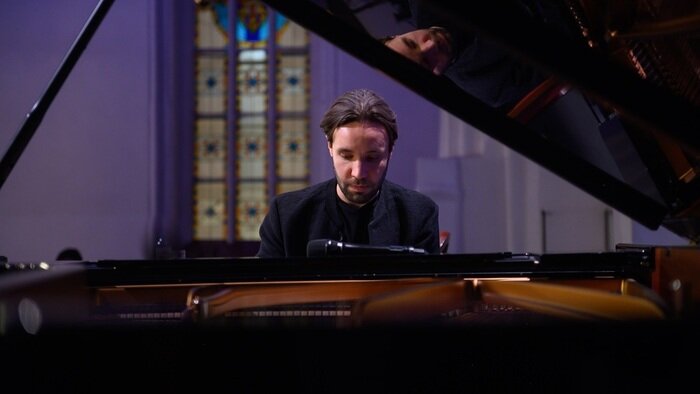 Мечтать не вредно: Ярослав Тимофеев и Вадим Чалый впервые на одной сцене в день рождения Иммануила Канта - Новости Калининграда