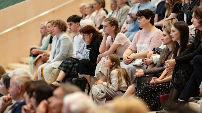 Беседы о юморе, зелени и старинной одежде: дайджест бесплатных мероприятий недели в Калининграде - Новости Калининграда | Фото: архив «Клопс»