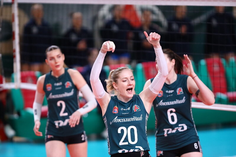 Моменты игры. | Фото: ВК «Локомотив»