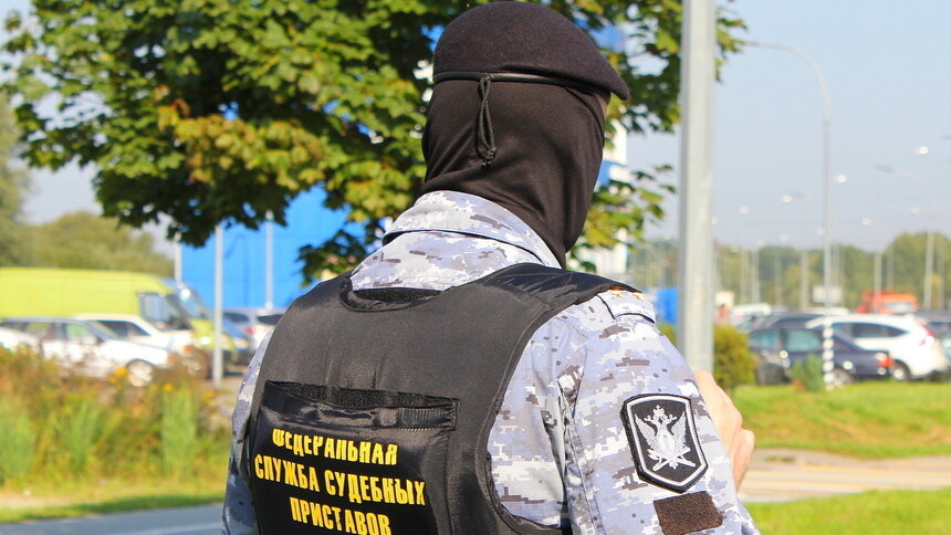 Пришлось заплатить долги: калининградка собралась на отдых за границу, но ей запретили выезд   - Новости Калининграда | Фото: пресс-служба УФССП России по Калининградской области