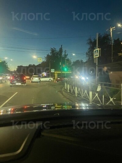 6 аварий и массовый завал: Калининград во вторник вечером встал в 8-балльных пробках - Новости Калининграда