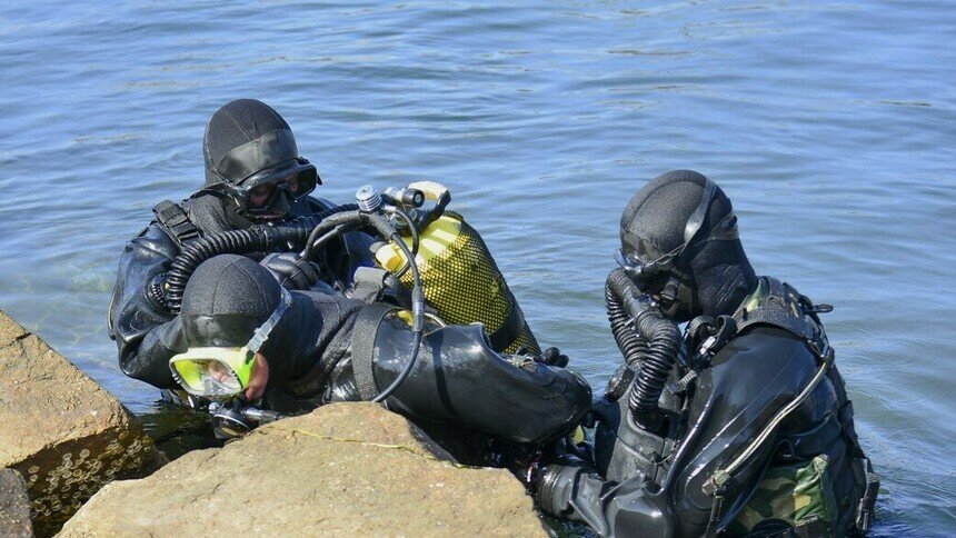 Бойцы морского спецназа Балтфлота отработали подводный бой на глубине 20 метров   - Новости Калининграда | Фото: пресс-служба Балтфлота