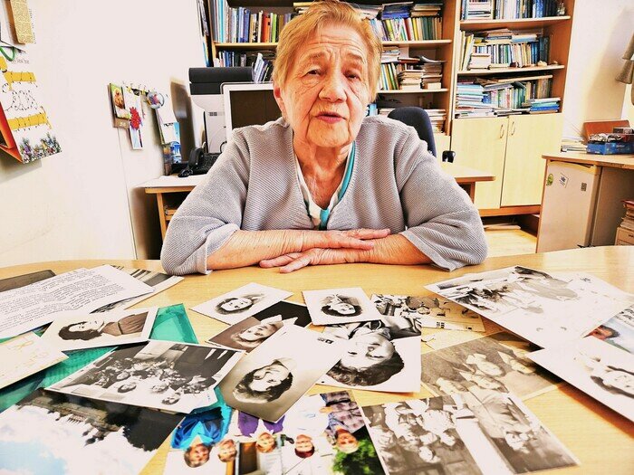 В памяти Галины Бариновой живо всё пережитое за 90 лет. И ею по-прежнему движет желание передавать опыт и знания | Фото: Лидия Пименова 