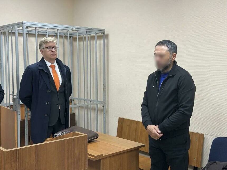 Спустя 10 лет после нападения на Игоря Рудникова* у «Солянки» ещё один фигурант получил срок - Новости Калининграда | Фото: канал пресс-службы Калининградского областного суда / Макс