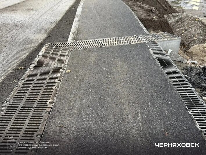 В ноябре в Черняховске после ремонта откроют одну из центральных улиц и важный для автомобилистов мост - Новости Калининграда | Фото: страница главы Черняховского муниципального округа Виктора Вобликова / «ВКонтакте»