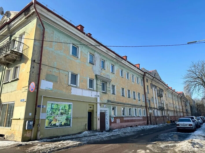 В Калининграде отремонтировали дом, где функционализм 1920-х соединился со сталинской архитектурой (фото) - Новости Калининграда | Фото: страница губернатора Калининградской области Алексея Беспрозванных / «ВКонтакте»