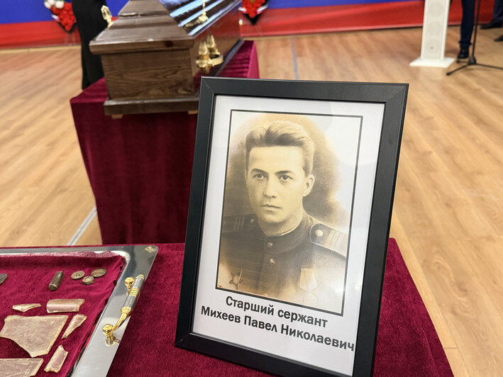 Личность старшего сержанта установили по красноармейской книжке, которая сохранилась в земле в достаточно хорошем состоянии  | Фото: Евгения Иванкова
