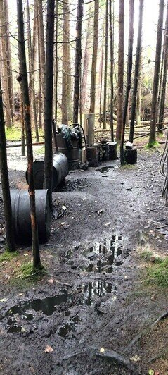 Из тазиков и палок: под Вильнюсом обнаружили самогонный лес - Новости Калининграда | Фото: Государственая пограничная служба Литвы